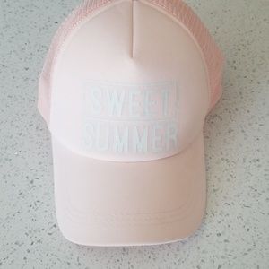 Roxy Trucker Hat